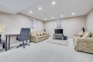 Hidden Gem: Spacious Basement - Milton - 7