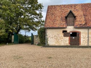 Retraite paisible avec cheminée, étang privé et chalet près du Mans - FR-1-410-382 - - 2
