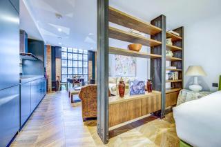 Pristine 1-Bed Studio in London by 53 Degrees Property, Ideal for Long-Term Stays, Incredible Location! - 1