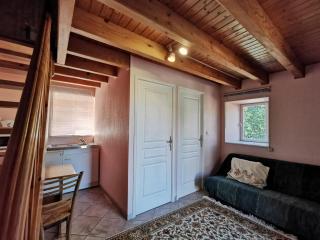 Gîte Authentique pour 2-3 Pers. avec Cour, Terrain et Pêche, à Proximité de Brioude et Blesle - FR-1-582-353 - Lorlanges - 6