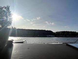 Houseboat in Amsterdam - 3