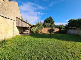 Gîte de charme avec cour et jardin, proche château, cheminée, ping-pong, draps inclus - FR-1-590-2 - 1