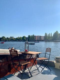 Houseboat in Amsterdam - 4