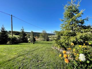 Gîte de charme avec terrasse, proche sports d'hiver, animaux admis - FR-1-582-26 - Freycenet-la-Cuche - 2