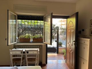 Lux Apartment Piramide - Rome - 7
