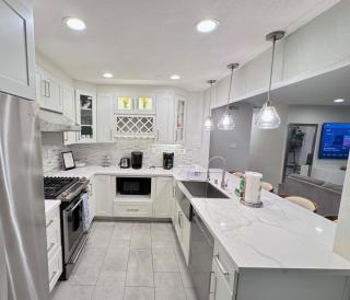 Rainforest Villa 4 Bedroom PoolSpa Walk2Disneyland - Anaheim - 8