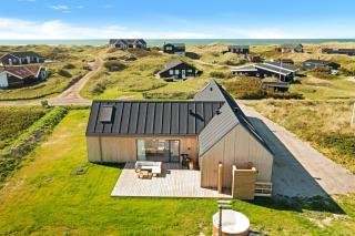Extraordinary Holiday Home On Magnus Christensens Vej - Løkken - 0