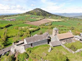 Gîte familial avec cour, ping-pong, proche Lyon et Clermont-Ferrand - FR-1-582-330 - 3