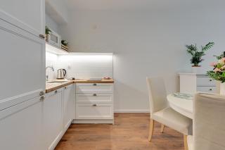 Seaside Apartments Baltica Tower with Gym, Sauna & Parking - Gdańsk - 9