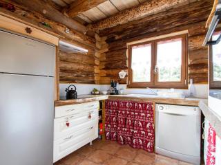Chalet Authentique en Forêt, 6 Pers, Proche Gérardmer, Sentiers & Stations de Ski - FR-1-589-378 - 8