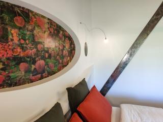 Gîte d'Architecte 6 Pers. avec Terrasse et Jardin à Pissotte - FR-1-426-480 - 2