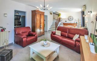 Gorgeous Home In Montfavet With Kitchen - Montfavet - 9