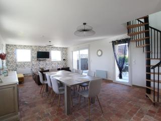 Gîte de charme rénové avec jardin clos, baignoire balnéo et proche d'Angers - FR-1-622-27 - Corzé - 7