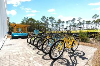 Beautiful Home .5mi to Beach SLPS 14! Bikes, 3rd Floor Bunk/Game Room - 2 King Bedrooms - Inlet Beach - 5