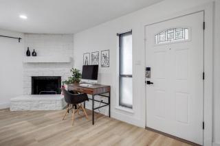Superior 4BR 2BA Holiday Home with Hot Tub & Grill - Dallas - 5