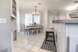 about 3 Mi to Dtwn Aubrey Vacation Rental with Patio! - 1