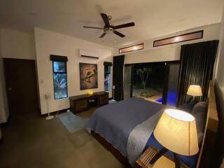Casa Grande Espiritu steps to PG beach 5 BR, 7 beds - Playa Grande - 3