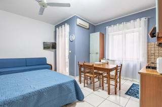 Cozy Studio x2 - w/ Balcony - 0