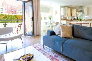 Stunning Apartment with Free Parking, Balcony, Fast WiFi, and Smart TV by Yoko Property - Milton Keynes - 3