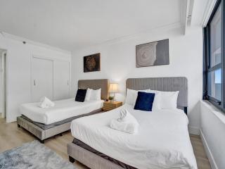 Comfortable Ocean View Condo Beach Service 1214 - Miami Beach - 9