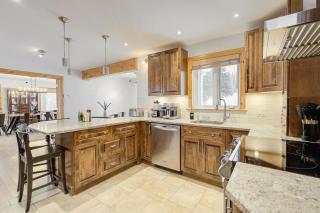 Idyllic Nature Retreat - Hot tub and Scenic Views - Baie-Saint-Paul - 2