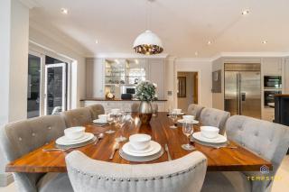 Luxe Home with Cinema, Games Room & Sauna - Buckinghamshire - 8