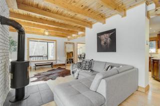 Cozy Haven with Spa & Stunning Views - Baie-Saint-Paul - 3