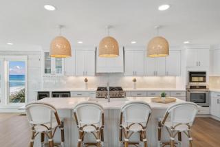 Beachside Bungalow - Destin - 3