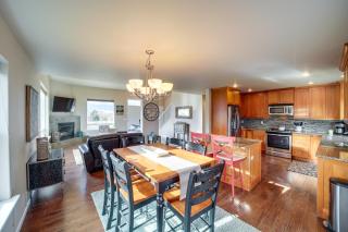 Manson Lake House with Grill Steps to Lake Chelan! - 9