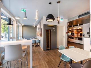 B&B Hotel Weil am Rhein/Basel - Weil am Rhein - 1