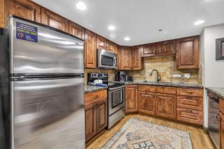 Modern 2BR Condo Near Ski Lift Walk Everywhere - Park City - 5