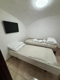 Domus Dei Gemelli - Naples - 1