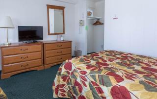 Fish Tales Boardwalk Inn & Ocean Mecca Motel - Ocean City - 4