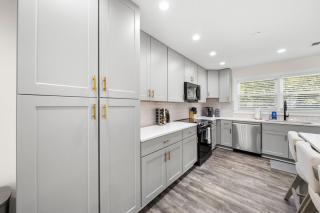 Grand Retreat - Luxury Vacation for Large Groups - Fayetteville - 2
