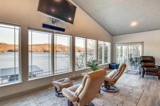Waterfront Lake of the Ozarks Home with Private Dock - Roach - 3