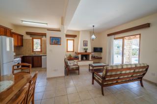 Secret Oasis Villa Ladania - Coral Bay - 1