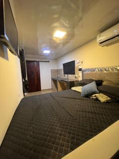 Container Home Py - 1