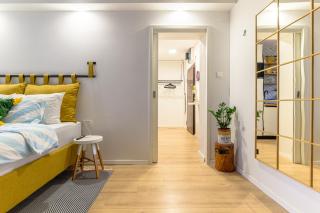 Home Abroad - Zagabria - 2