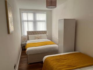 Charming 1 bedroom Apartment In The Heart Of Manchester Close to Manchester City Centre And Etihad Stadium - 3