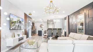 Luxury Stay: Pool, Game Room, Theater Near Disney - Davenport - 6