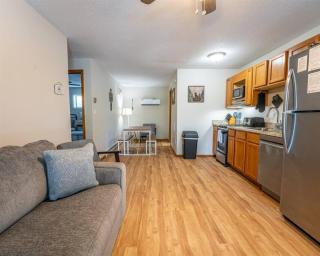 Tribesman Luxury Villa # 8 Resort on Table Rock Lake near Silver Dollar City, Branson - Branson - 4
