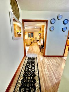 Luxury 2BR home in Newmarket - 8