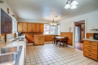 Pet-Friendly Pinehurst Home Hike, Bike and Ski! - Kellogg - 3