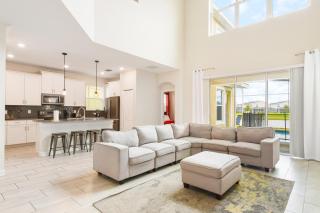Lakeview Resort Home with Private Pool Near Disney - 3