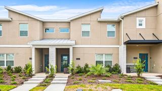 4BR Tropical Storey Lake Townhome Private Pool - Kissimmee - 9
