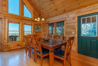 The Mountain Hideout~Swings~Hot Tub~Views~Decks - Swiss - 1