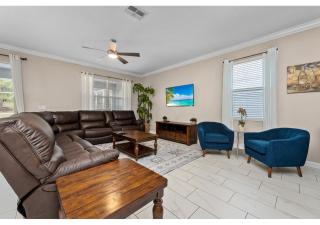 Luxury 8br Resort Pool Home Near Disney - 8