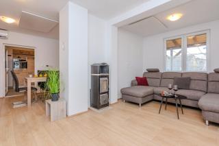House Loncar - Vir - 1