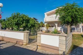 Apartments Loncar - Vir - 3