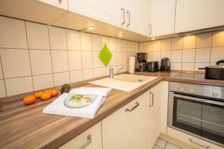 Wohnung 3 im EG Haus Stranddistel, komfortable Ferienwohnung fur 2 Personen in Zingst - Zingst - 1